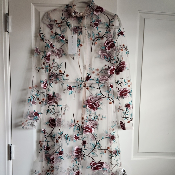 Endless Rose Floral Dress - Picture 3 of 7